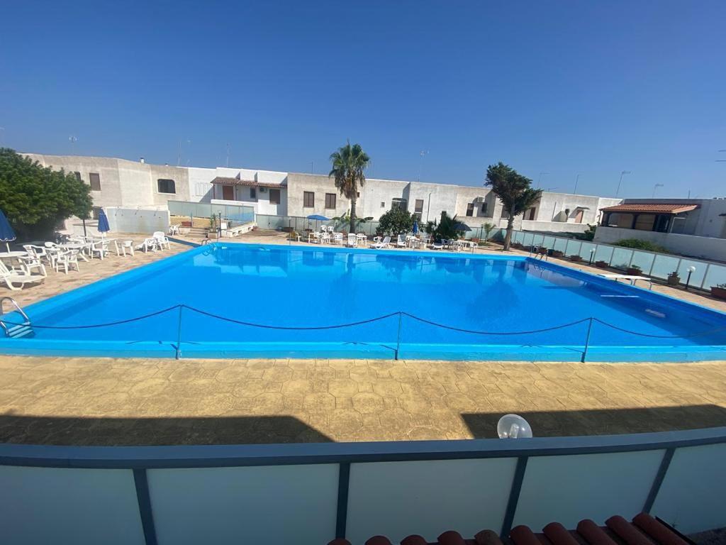 Villino Sabrina Con Piscina Vila Torre Lapillo Exterior foto